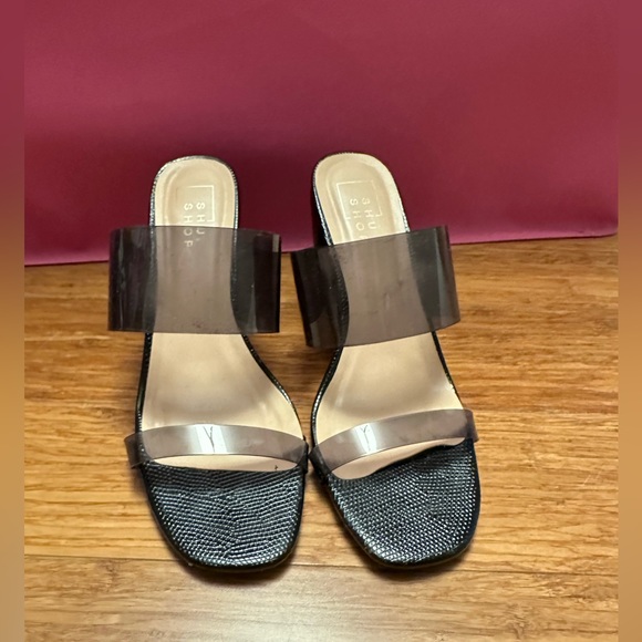 Shu Shop , black , size 8 - Picture 2 of 5